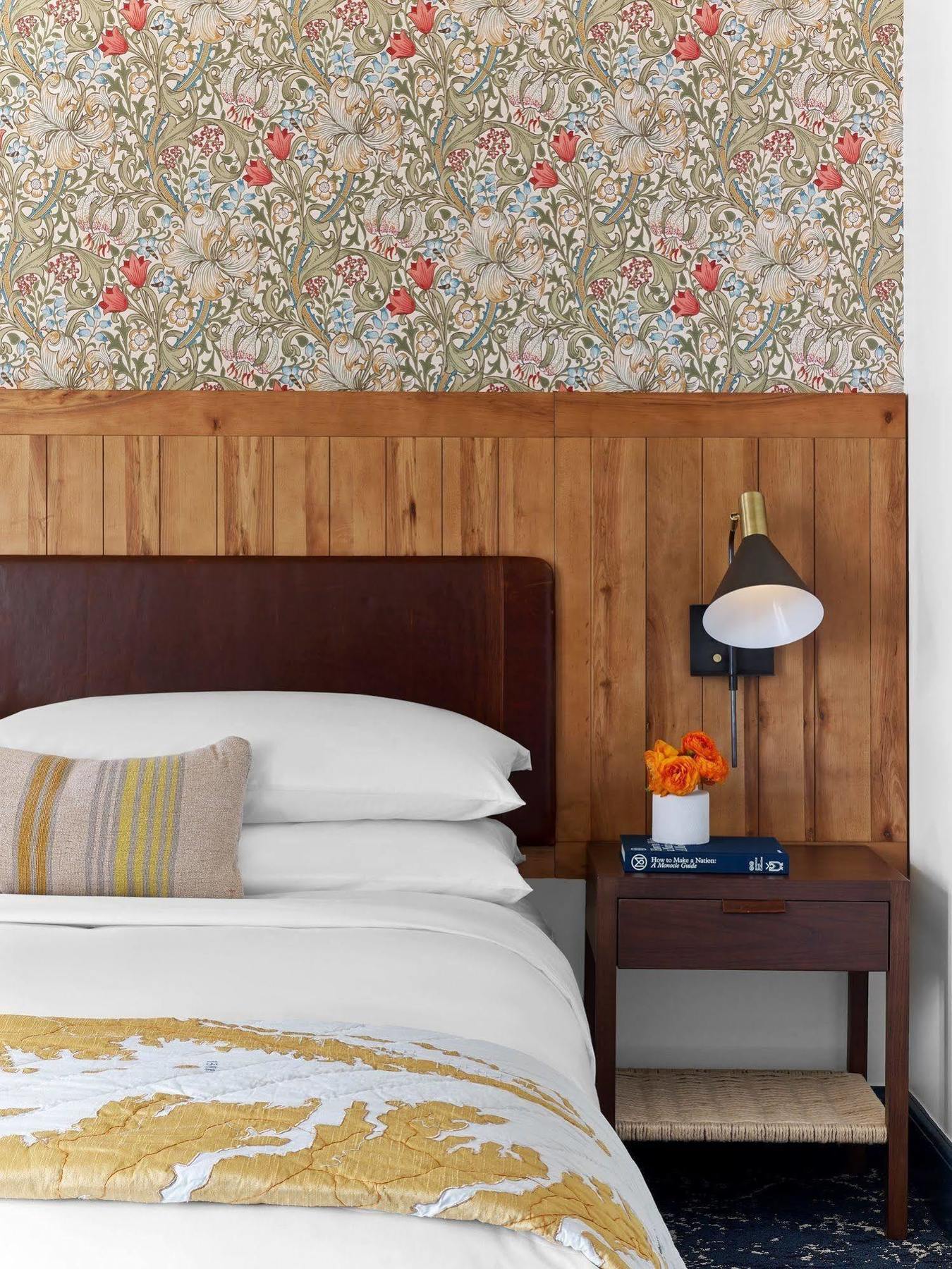 Hotel Revival