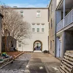 Cozy 2Bd/2Ba Apartment