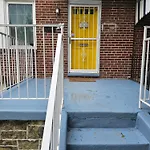 Cozy Room In Baltimore City