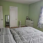 Cozy Room In Baltimore City
