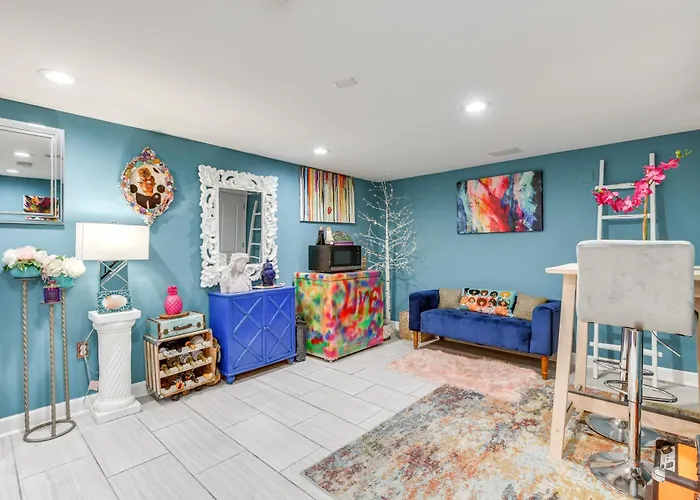 Chic Baltimore Retreat - 6 Mi To Downtown!