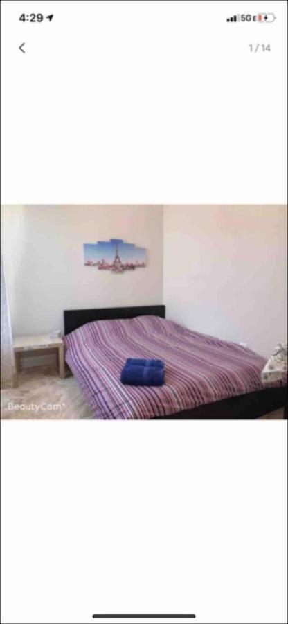 Apartment Beautiful Bedroom At