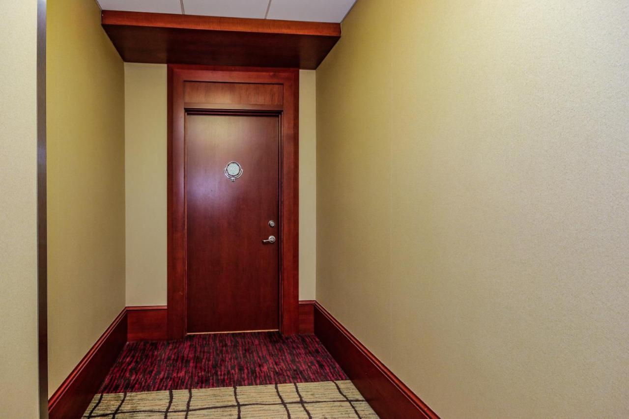 Apartment Chase Penthouse: Harbor View With Free Parking *