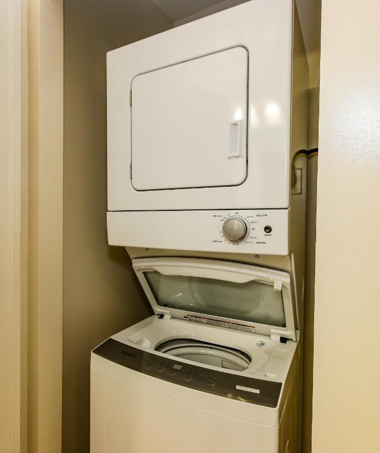 Chase Penthouse: Harbor View With Free Parking