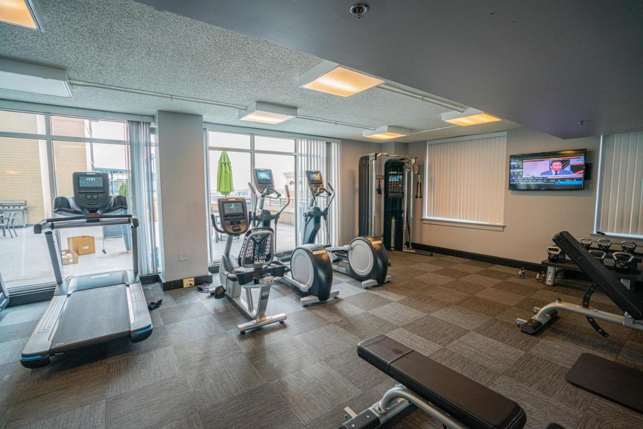 2br Furnished In Downtown Apts Apartment *
