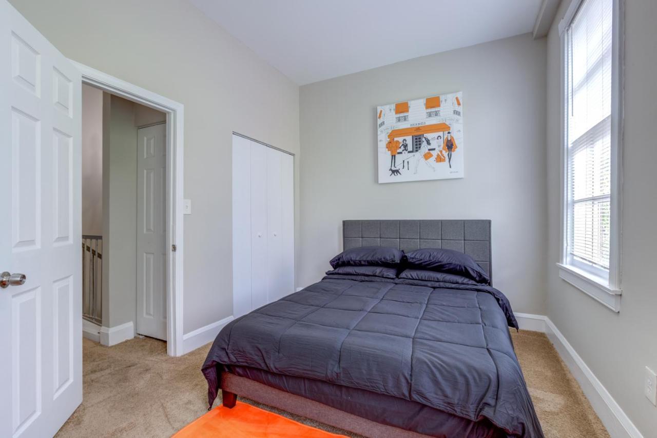 Apartment 2-story Designer Theme 2br Apt Near The Inner Harbor *
