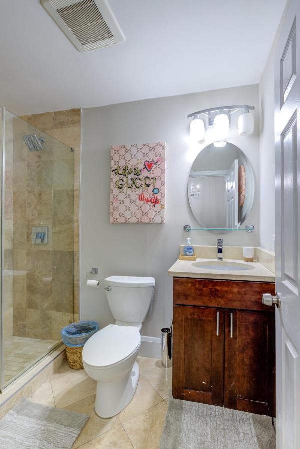 2-story Designer Theme 2br Apt Near The Inner Harbor Apartment *