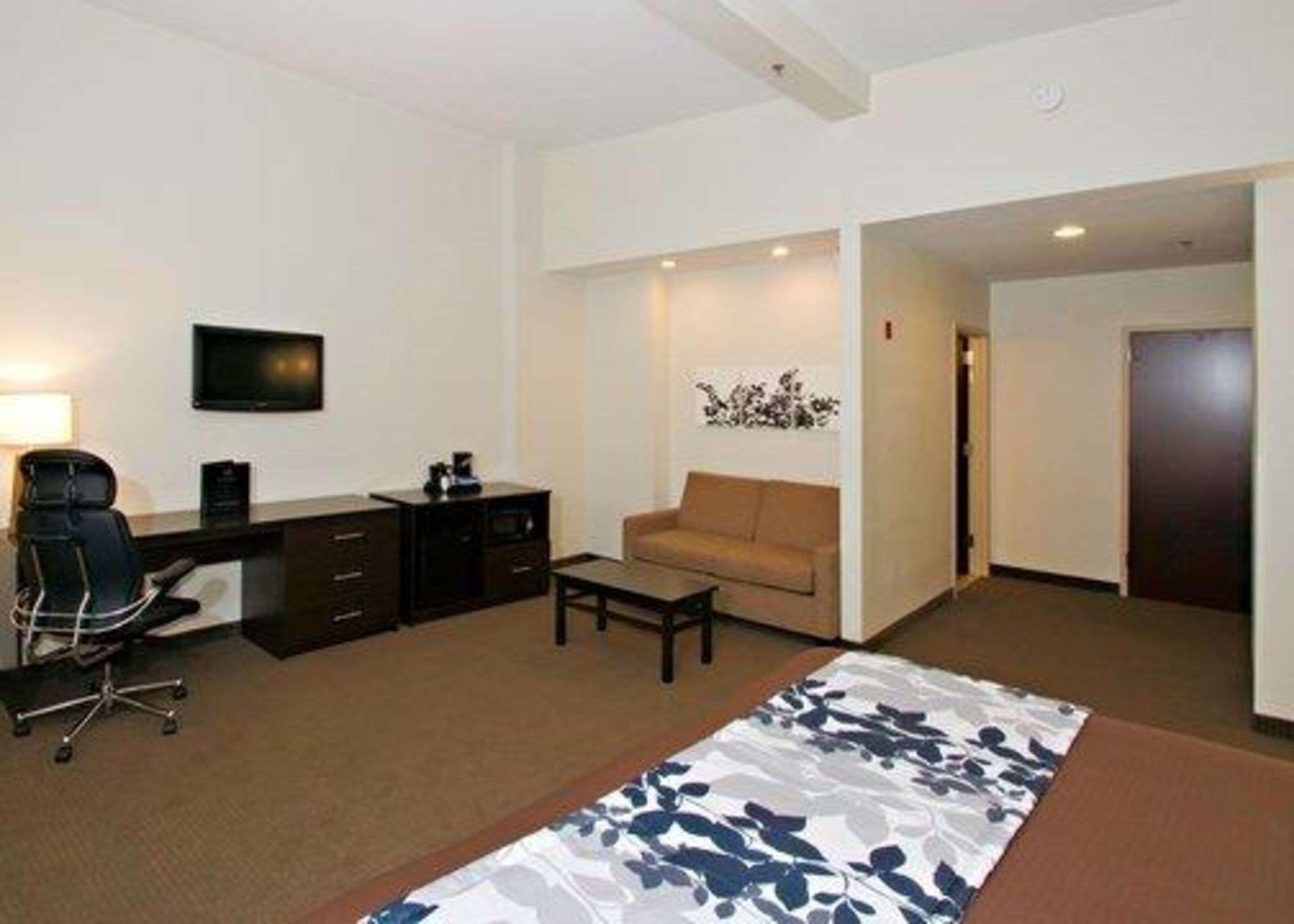 Sleep & Downtown Inner Harbor Hotel 3*