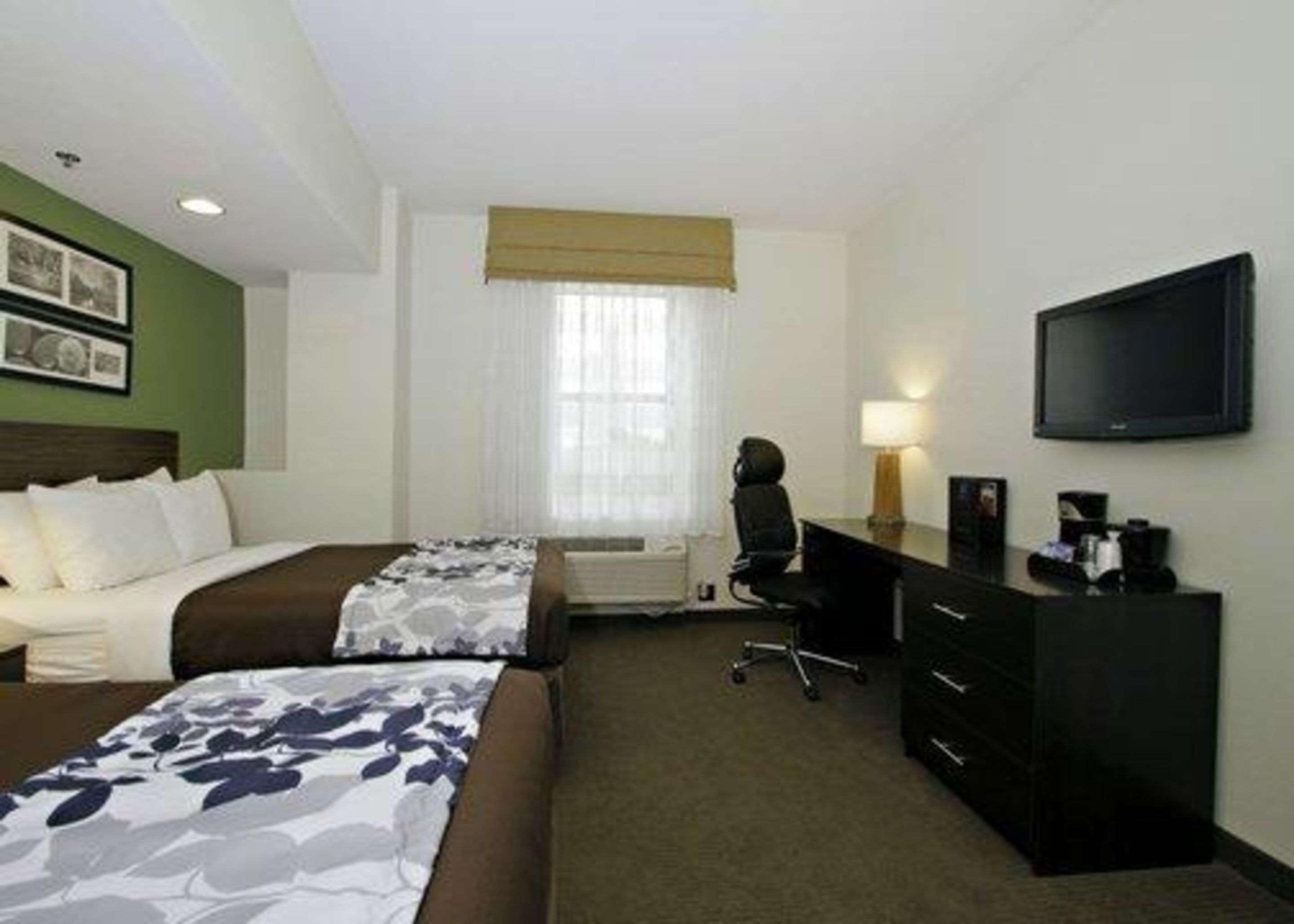 Sleep & Downtown Inner Harbor 3* Baltimore