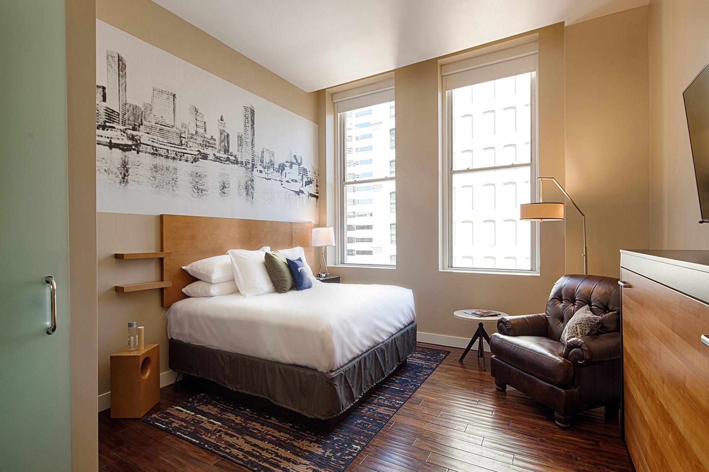 Rl Inner Harbor Hotel 3*