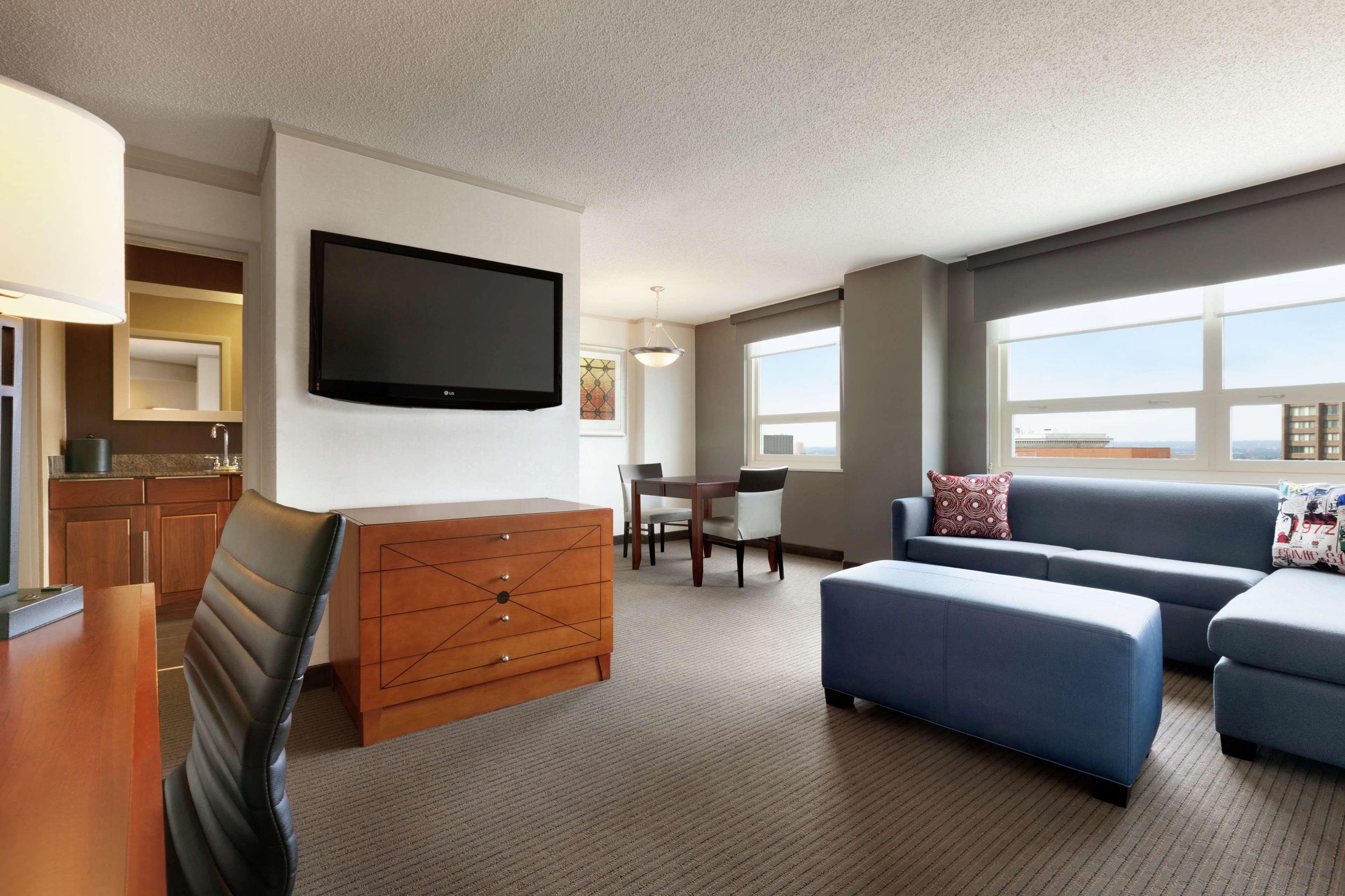 Hotel Embassy Inner Harbor