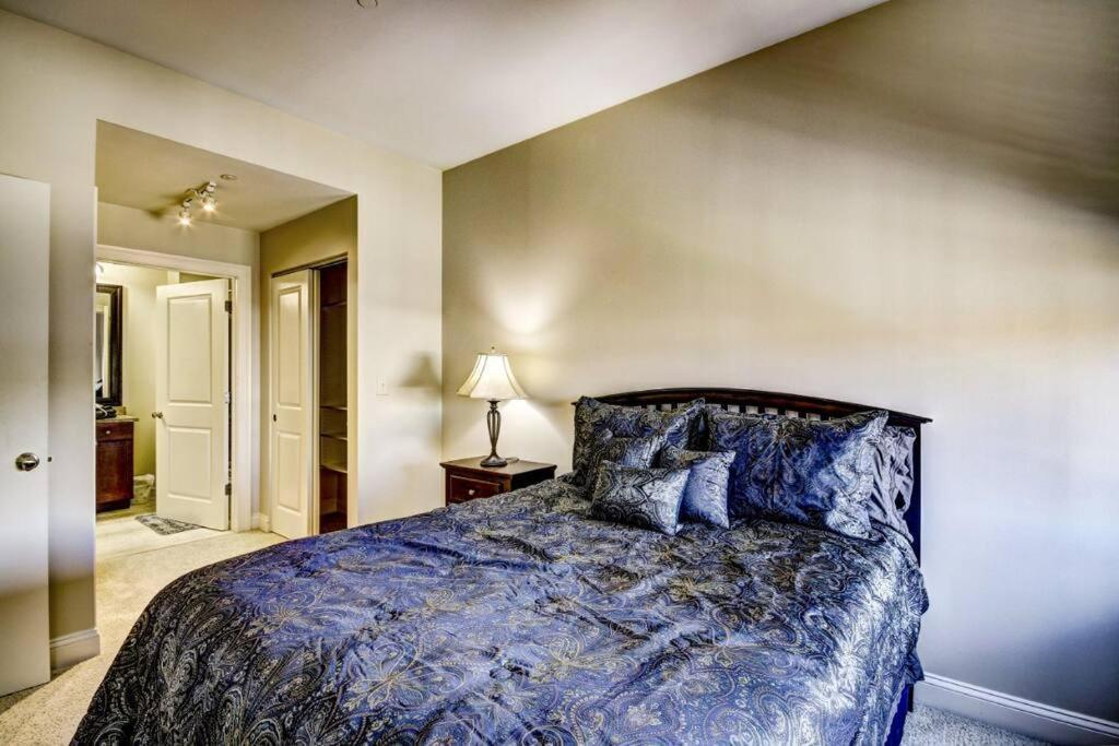 Chase Penthouse: Harbor View With Free Parking Apartment