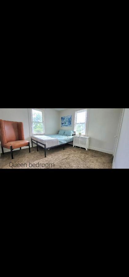 Homestay Homely Charming Woods Baltimore