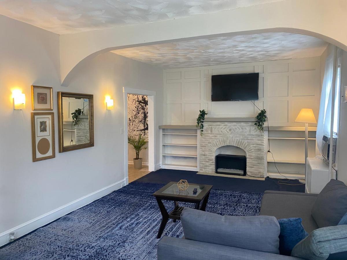Homestay Homely Charming Woods Baltimore