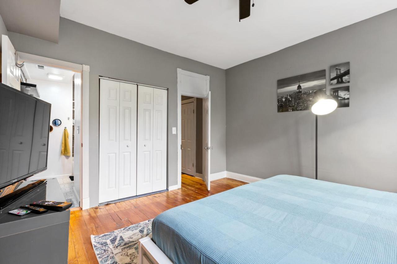 Pristine Townhouse With Rooftop Deck Near Canton! Baltimore
