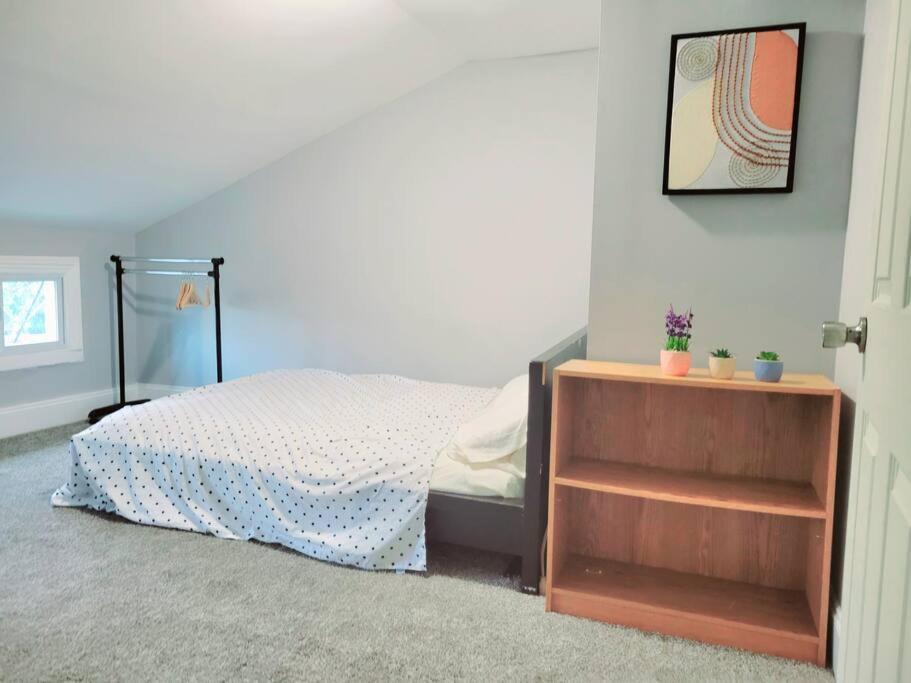 Budget Bed Near Downtown Inner Harbor W Free Parking