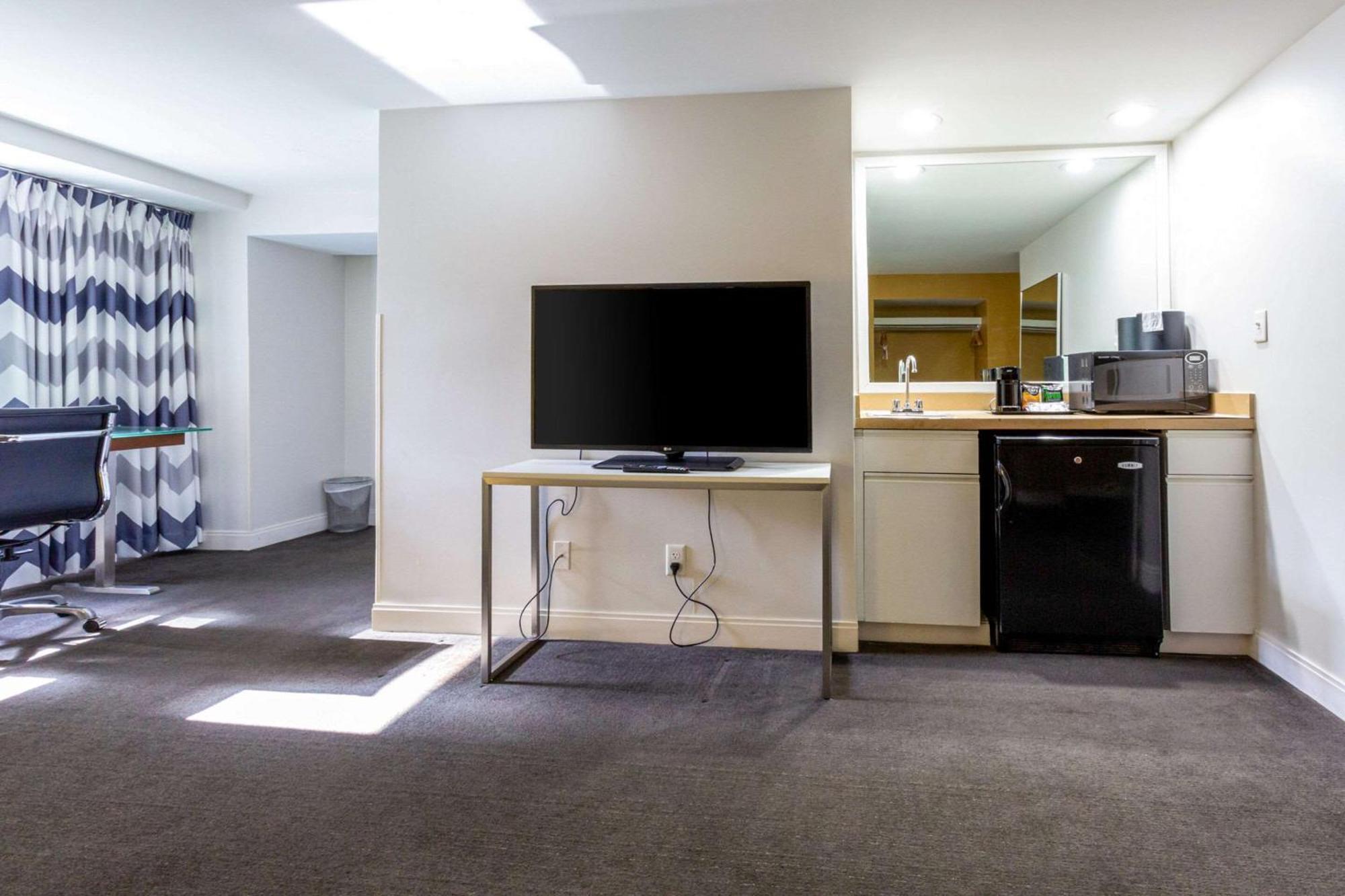 Comfort & Inner Harbor Hotel Baltimore