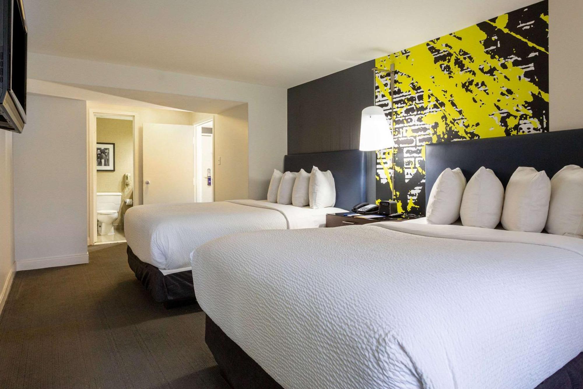 Comfort & Inner Harbor Hotel Baltimore