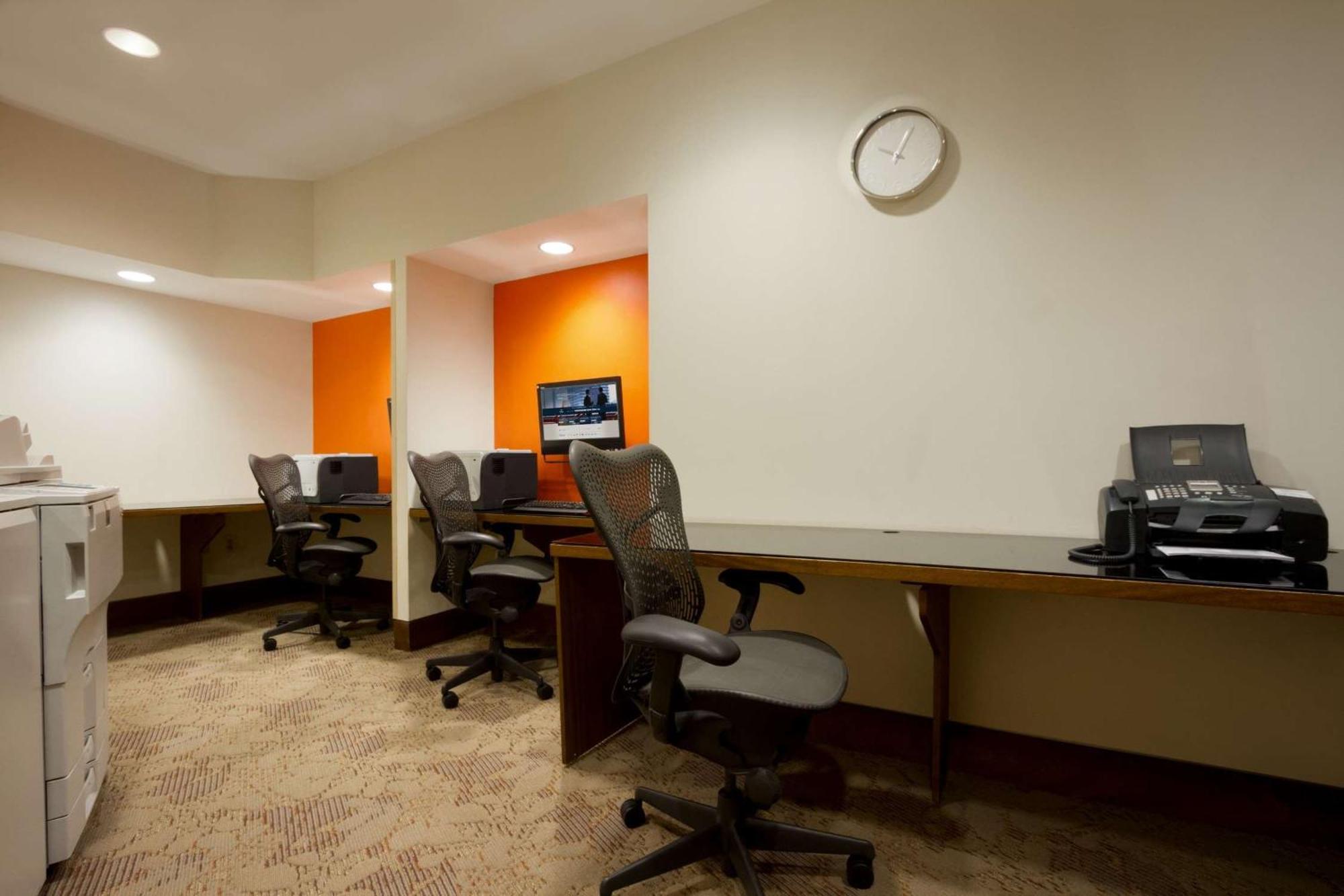 Hotel Homewood By Hilton 3*
