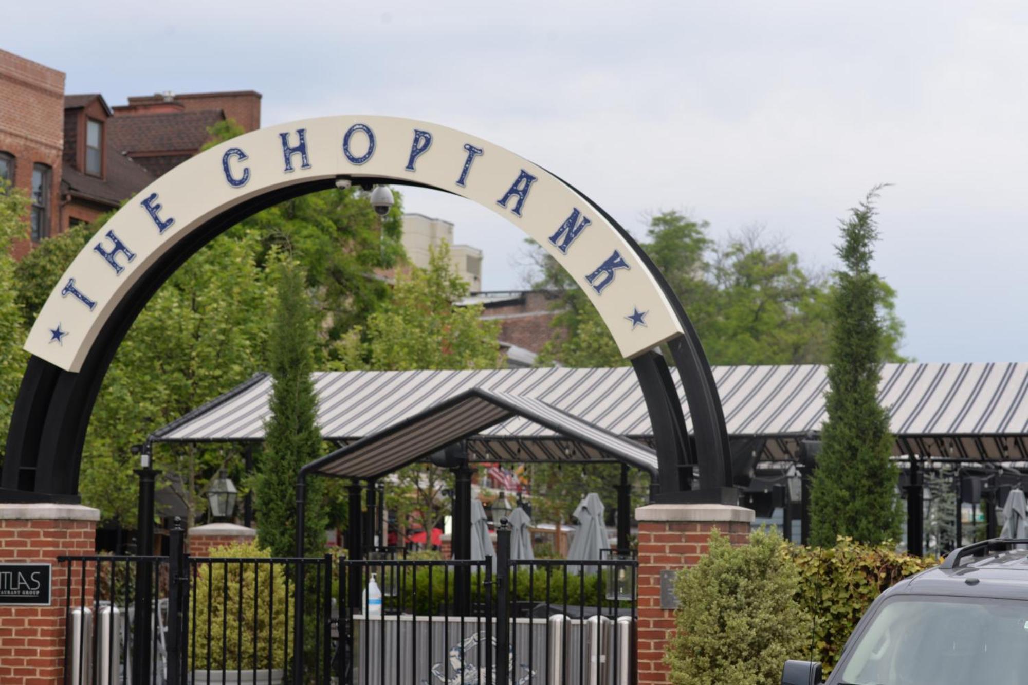 Pristine Townhouse With Rooftop Deck Near Canton! *