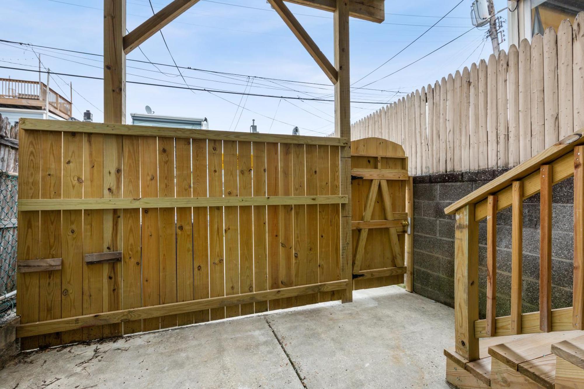Pristine Townhouse With Rooftop Deck Near Canton! * Baltimore