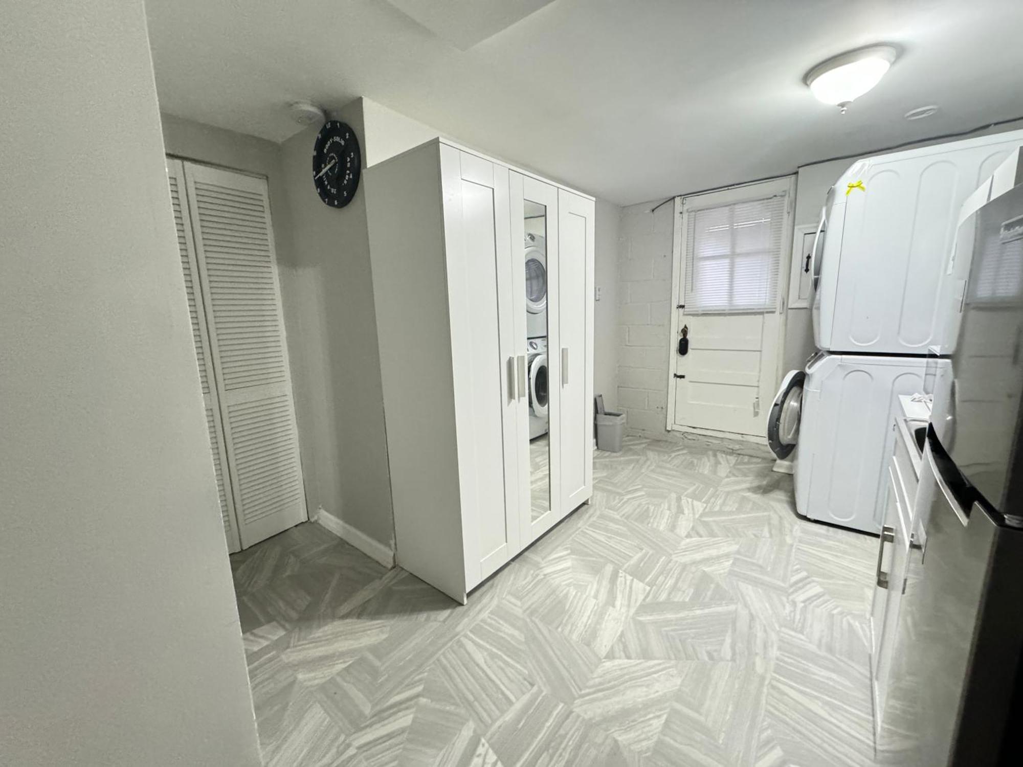 Apartment Executive At Uplands Baltimore