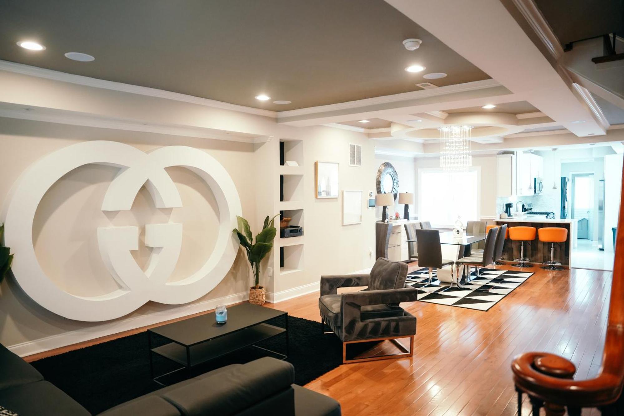 Apartment Charm Luxury 4 Bedroom Brick Baltimore