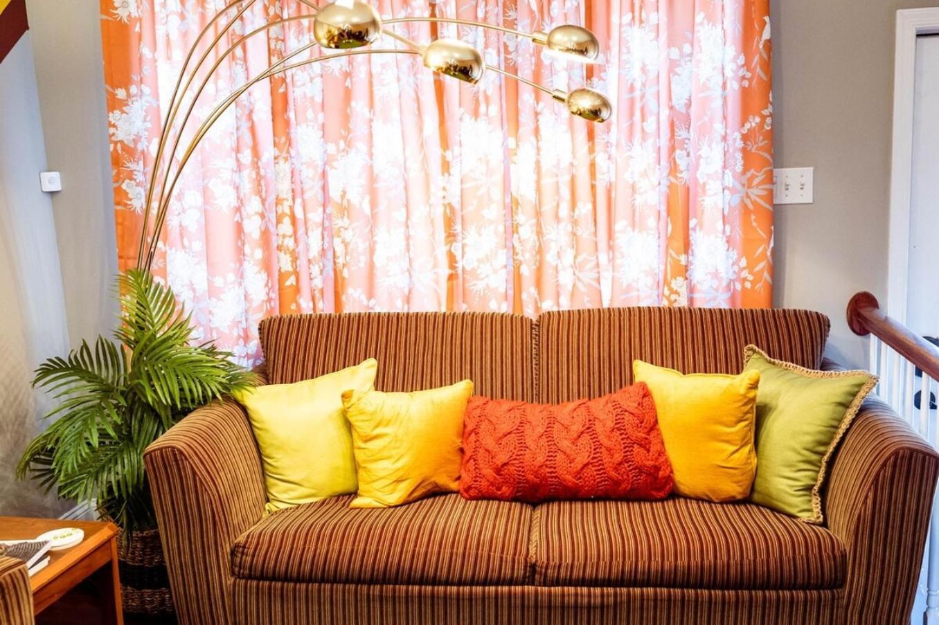 Retro-inspired Content House In Patterson Park Casa de férias Baltimore