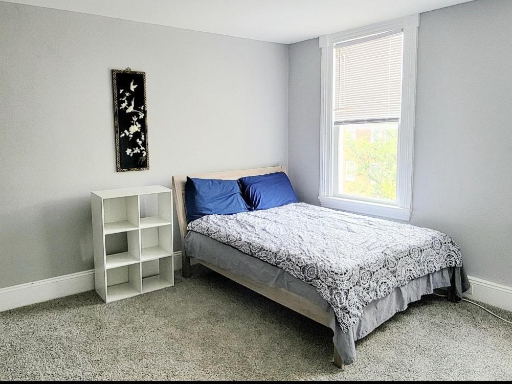 Budget Bed Near Downtown Inner Harbor W Free Parking Guest house
