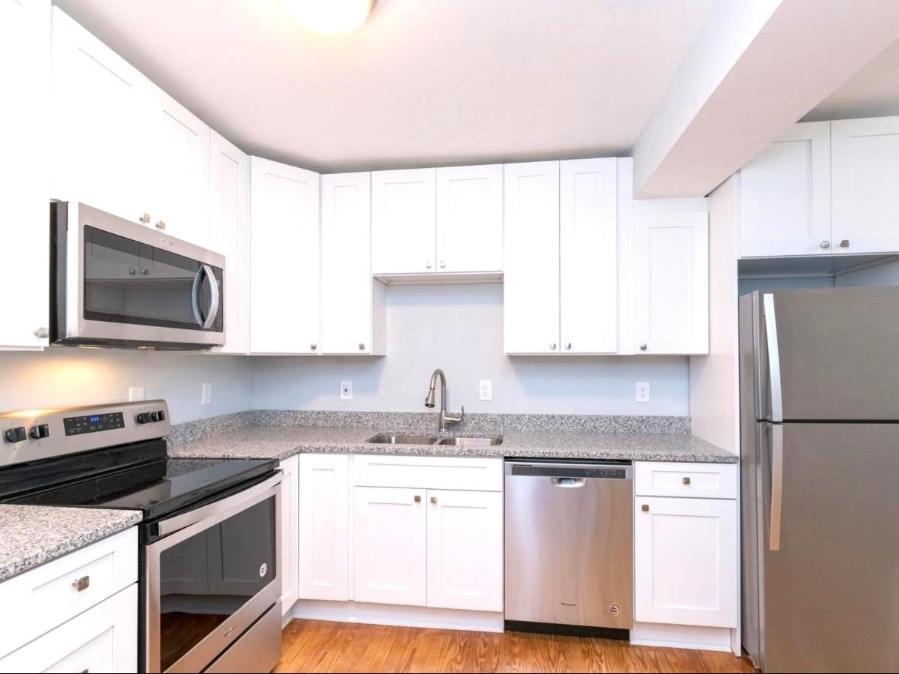 Guest house Budget Bed Near Downtown Inner Harbor W Free Parking Baltimore