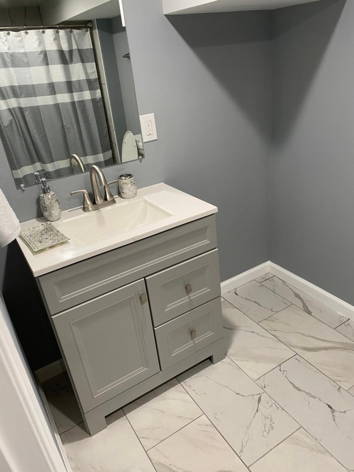 Downtown Upper Canton 3 Bdrm 3 Bath With Rooftop And Parking Pad