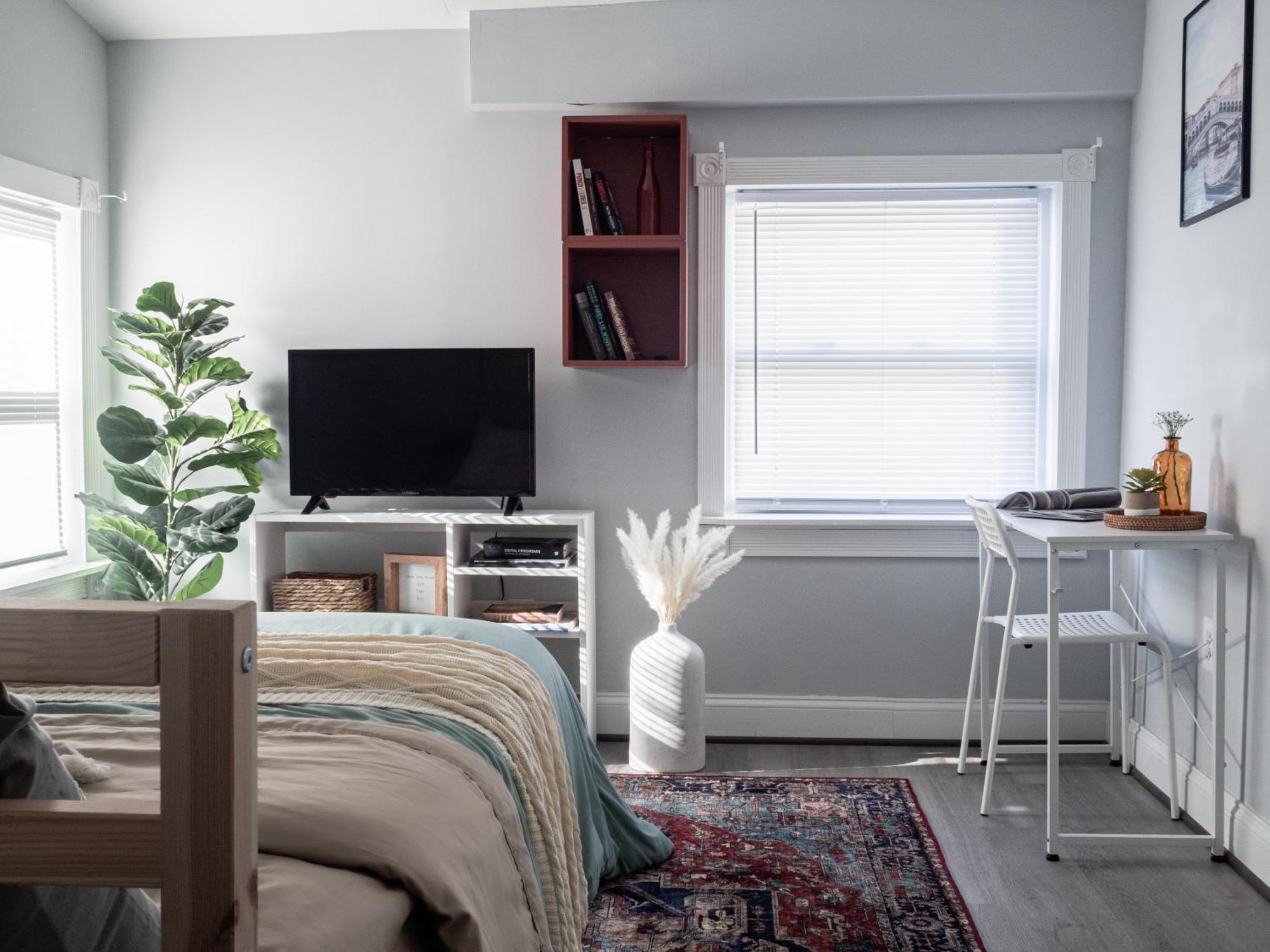 Historic Townhouse - Heart Of Little Italy Guest house