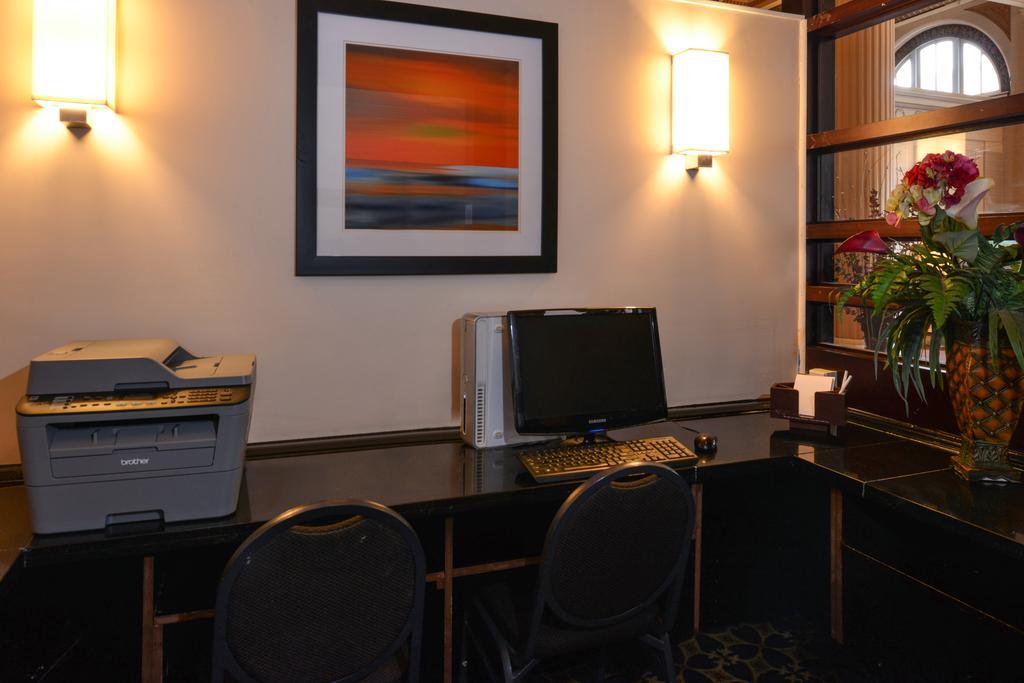 Hotel Plaza 3*