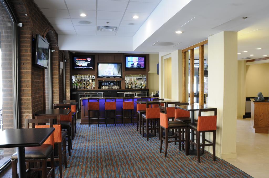 Hotel Days By Wyndham Inner Harbor 3*
