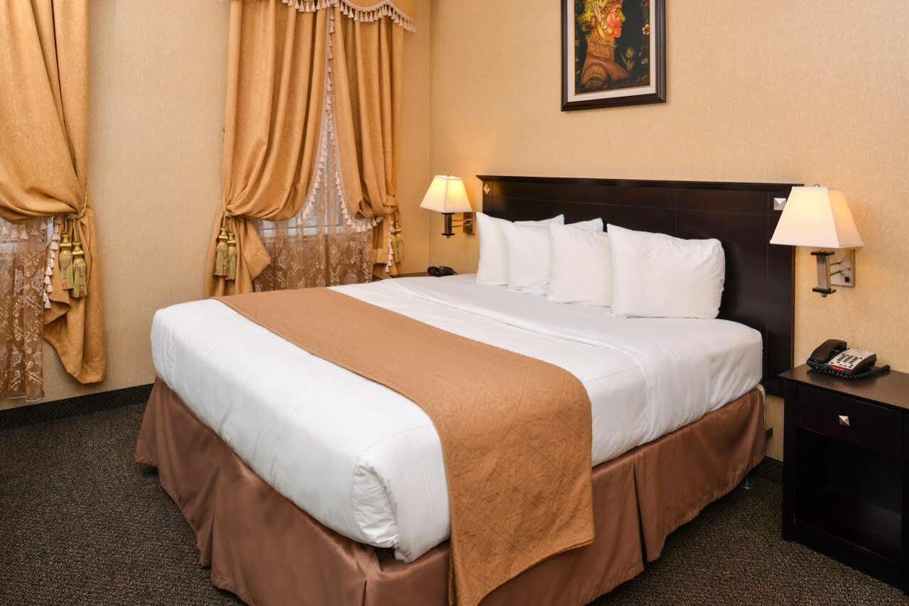 Plaza 3* Baltimore