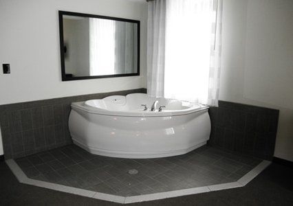 Sleep & Downtown Inner Harbor Hotel 3*