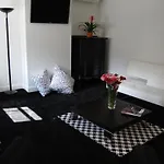 Blancnoir Bed & Breakfast