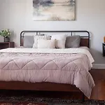 Historic Townhouse - Heart Of Little Italy