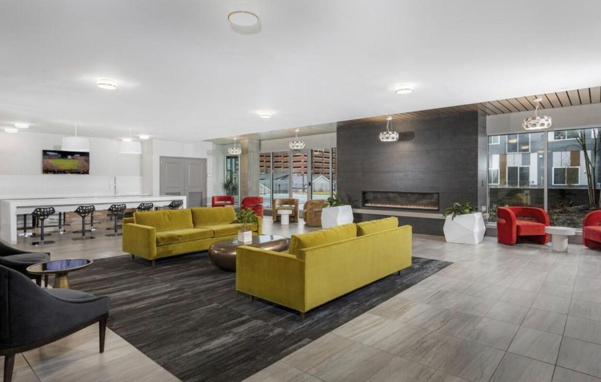 Lux Penthouse Skyline, Views Gym , Free Parking & Wifi Baltimore