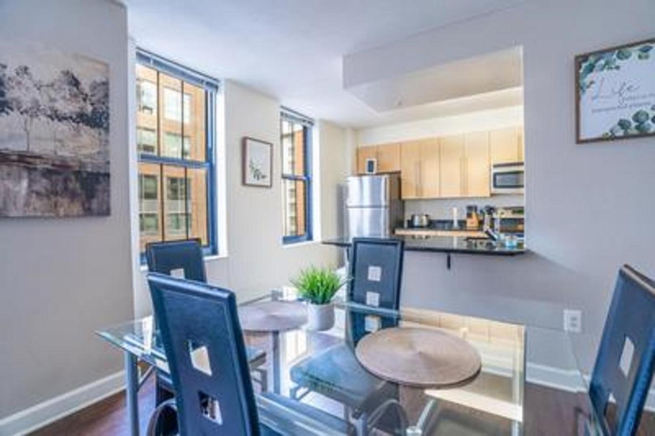 Apartment Waterfront 2br Furnished Apts *