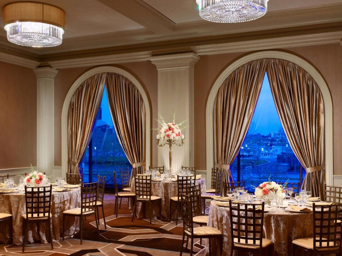 The Royal Sonesta Harbor Court