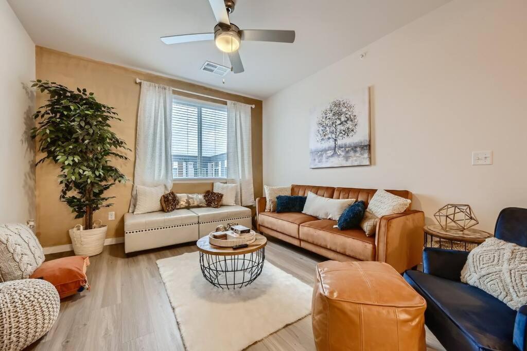 Posh Penthouse : Family: Inner Harbor: Sports Baltimore