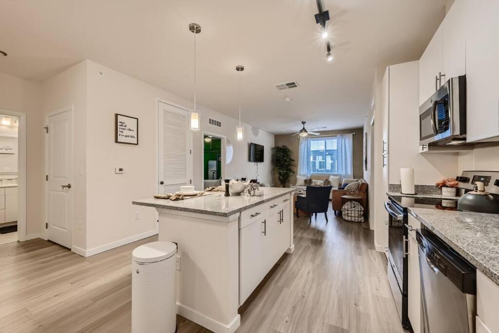 Apartment Posh Penthouse : Family: Inner Harbor: Sports