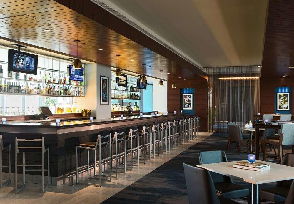 Renaissance Harborplace 4*