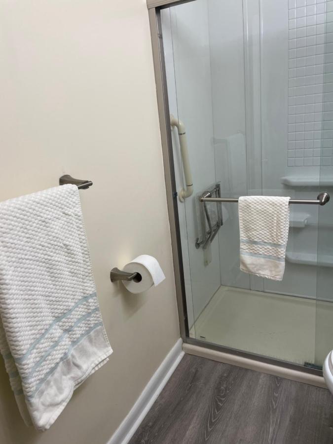 Apartment Emerald Elite: Quiet 2-bedroom In Hampden/medfield