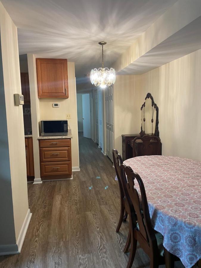 Apartment Emerald Elite: Quiet 2-bedroom In Hampden/medfield Baltimore