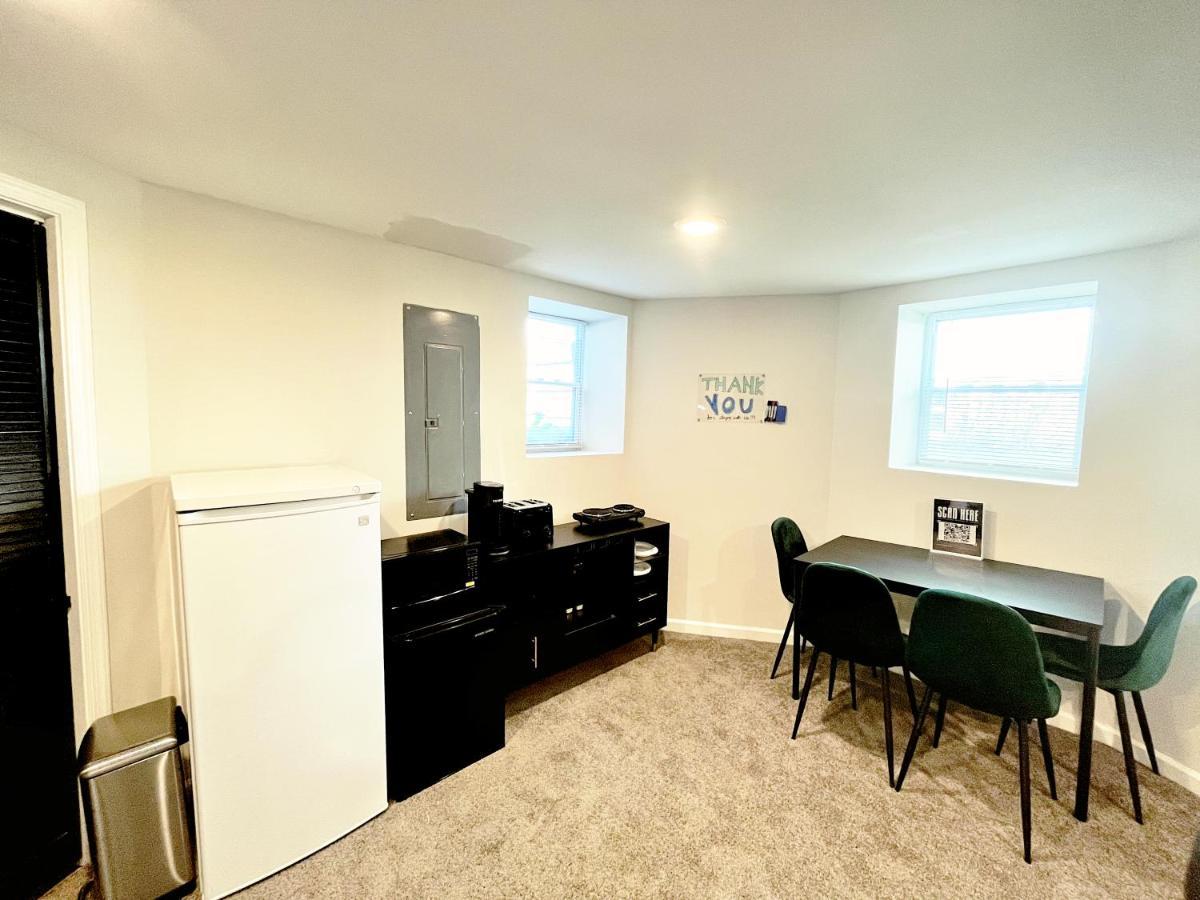 1 Bed 1 Bath Basement With Private Entrance Apartment Baltimore