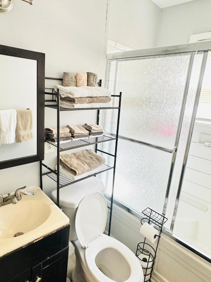 Experience Charm In Stunning Gem! Casa de férias Baltimore