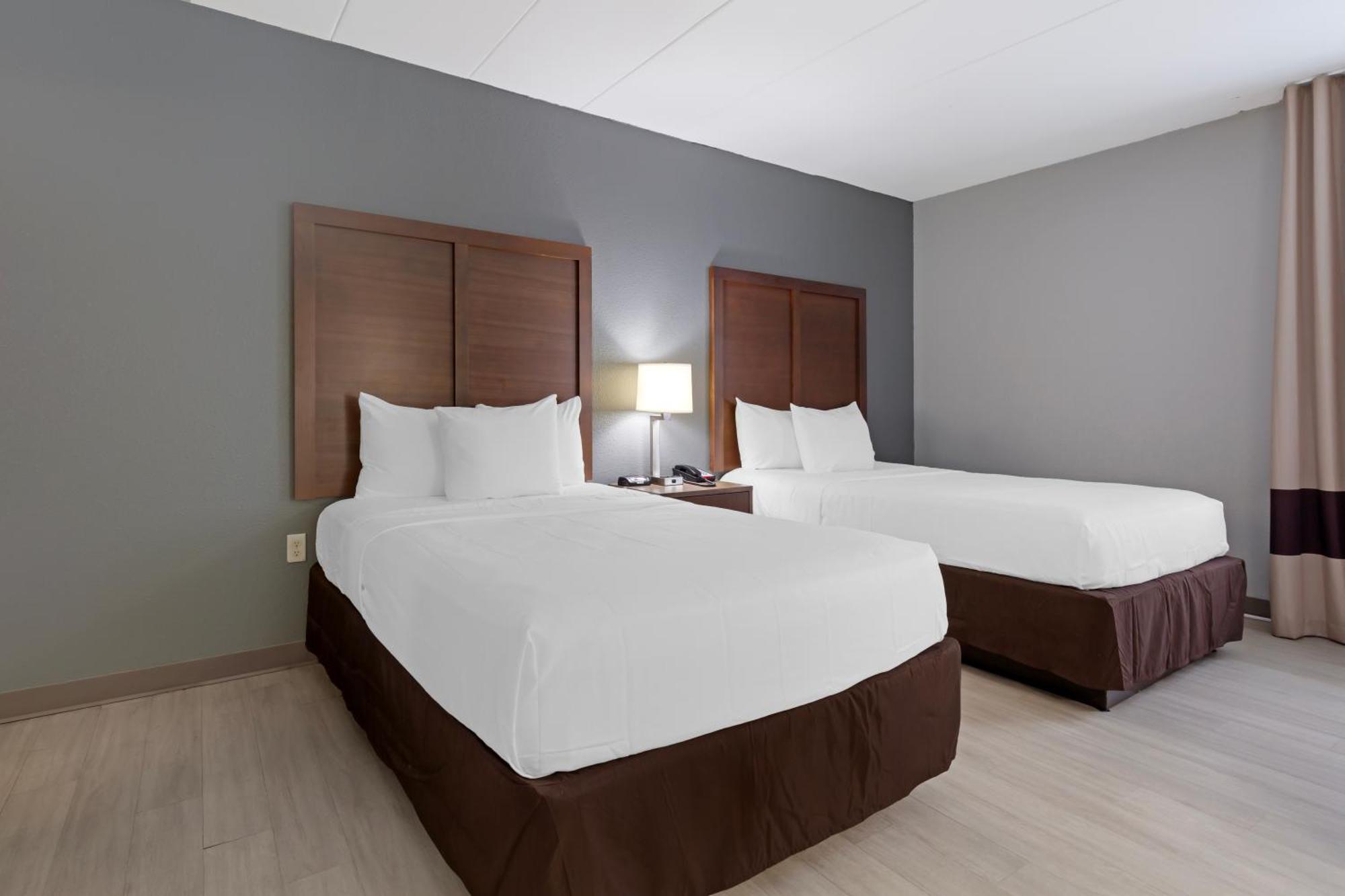 Clarion & Bwi Airport North Hotel Brooklyn Park