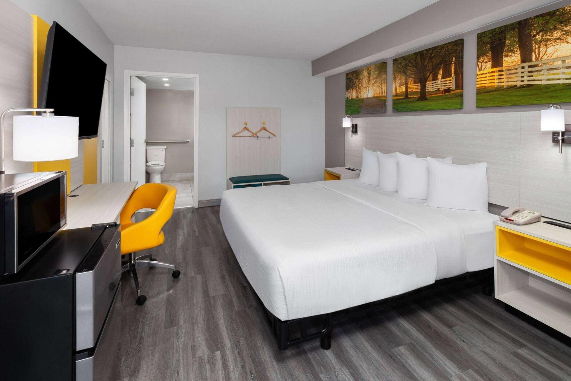 Hotel Days-inn By Wyndham Baltimore Northwest 2*